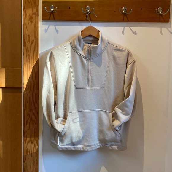 ON Beige 1/4 Zip Boxy Fit - Picture 2 of 8